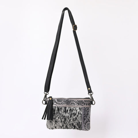 L Tooled Clara Side Bag