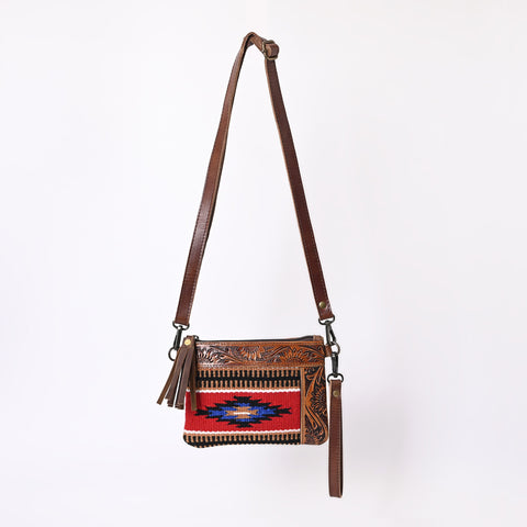 L Tooled Clara Side Bag