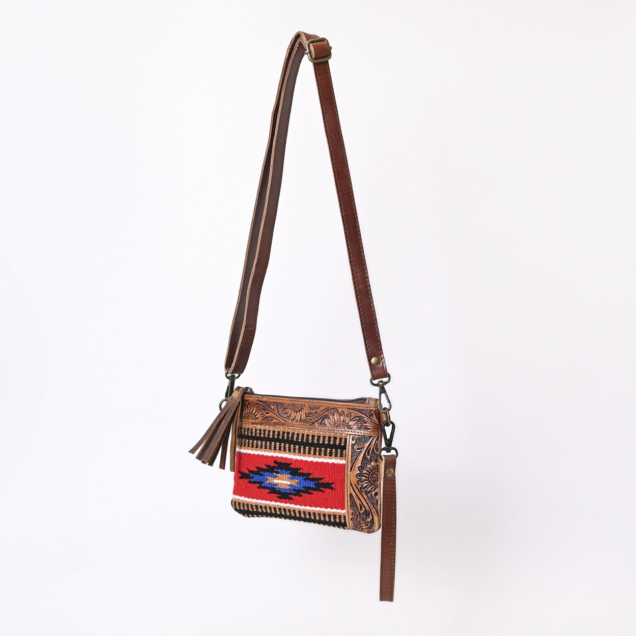 L Tooled Clara Side Bag