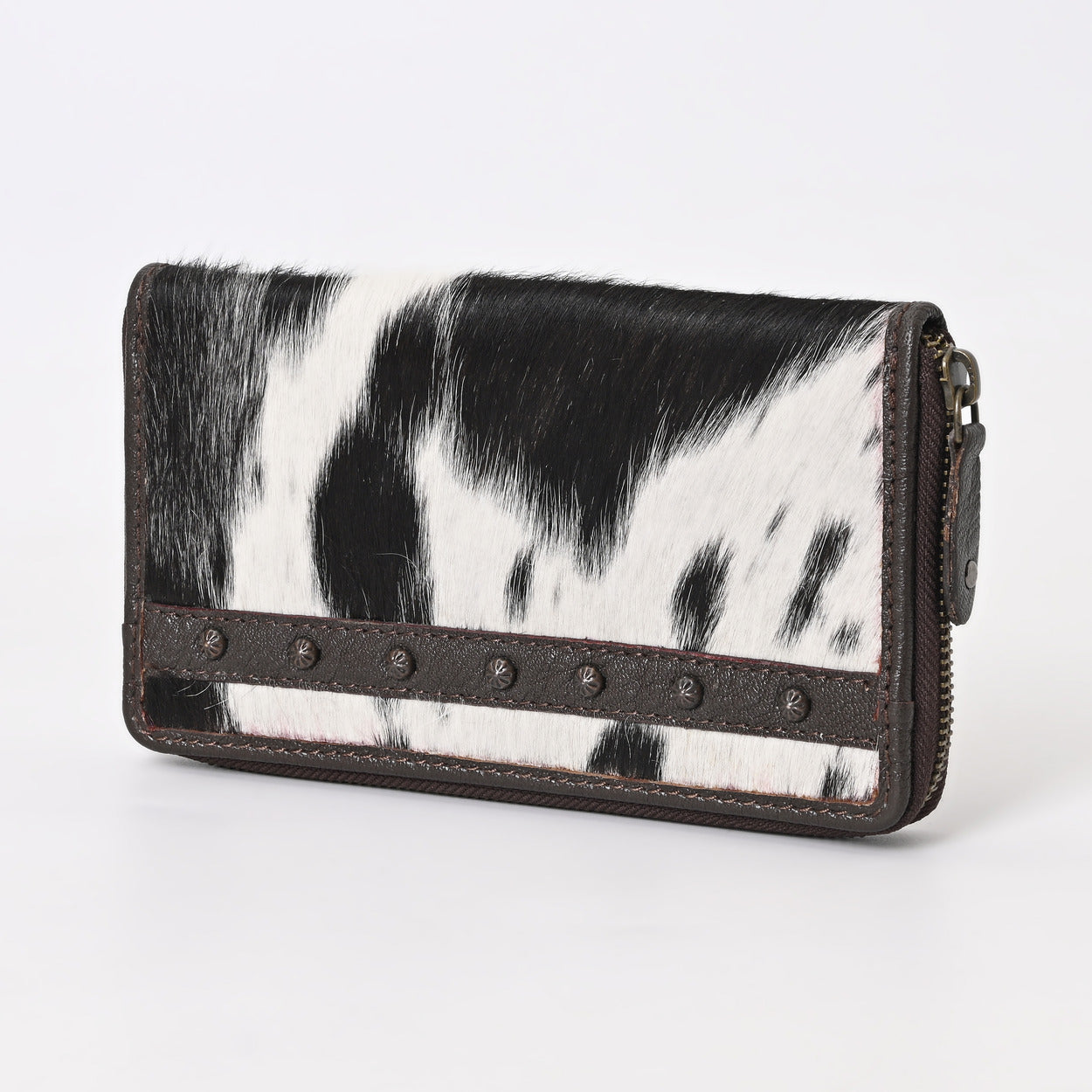 Black Vino Cowhide Clutch