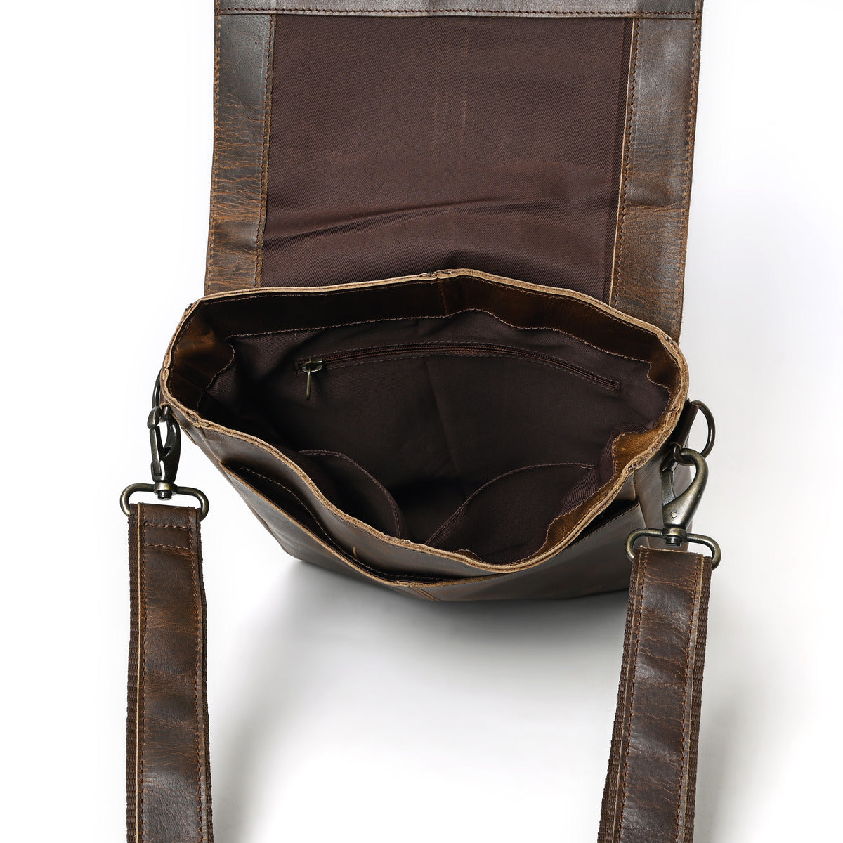 Calmra Hunter Leather Messenger Bag