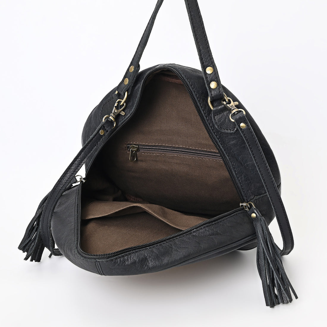 Betsie flow tooled round bag