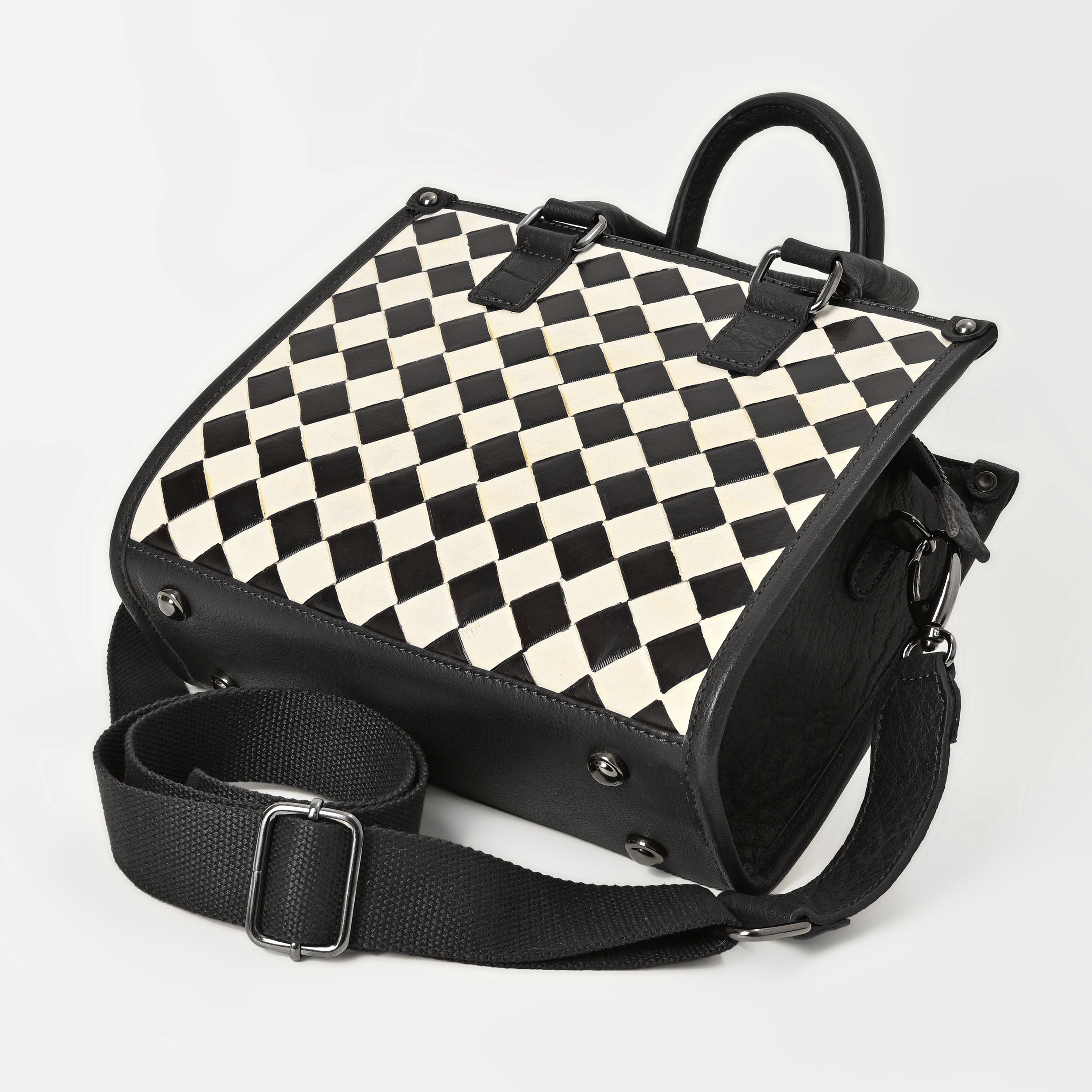 Ridgefield Checker Tote – Handcrafted Western Leather Tote