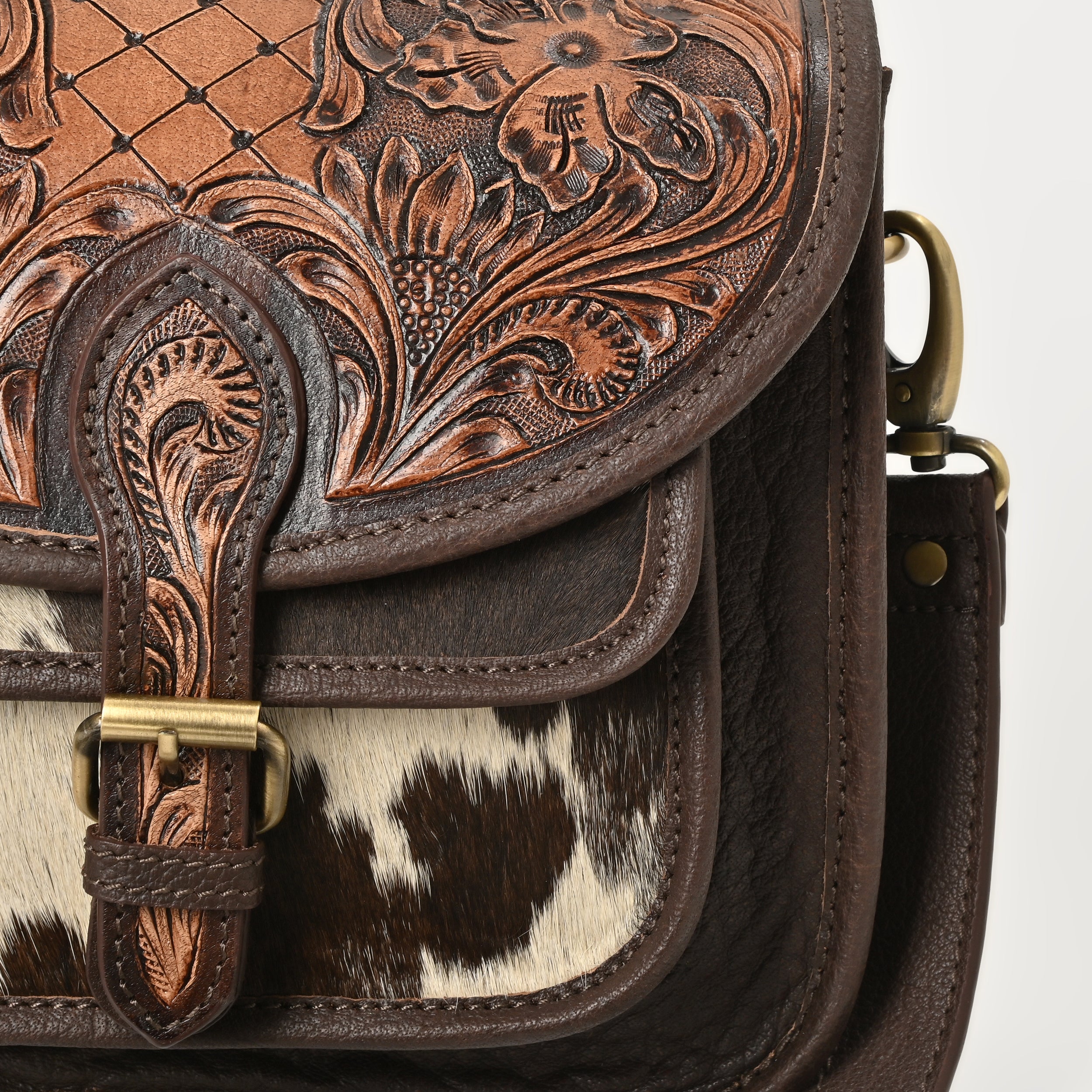 Rustic Raven Crossbody – Western Cowhide Leather Bag