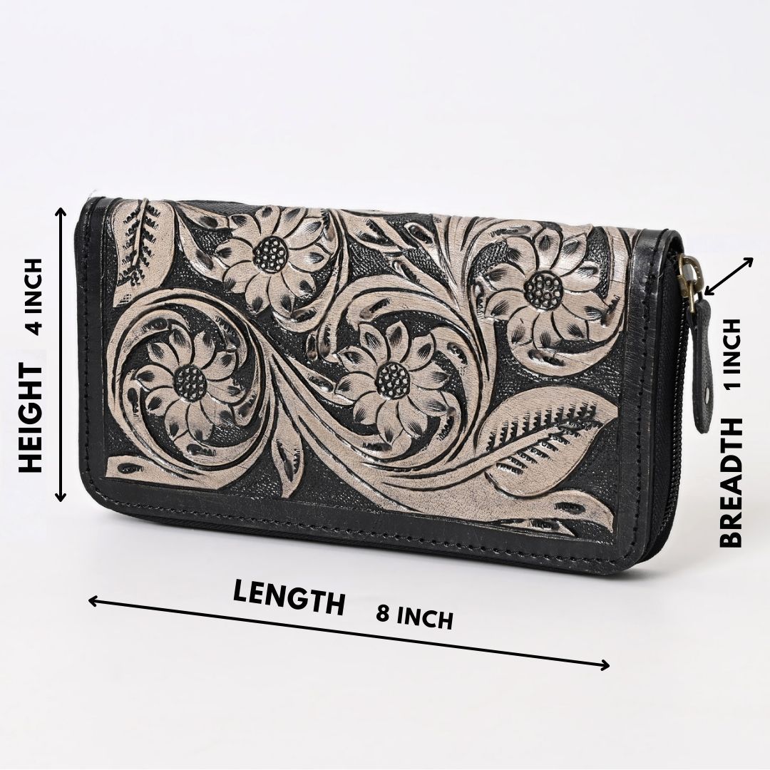 Eaurde Carved Clutch